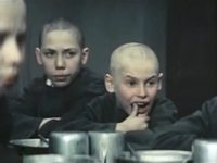 Кадр из фильма «Петроградские Гавроши»