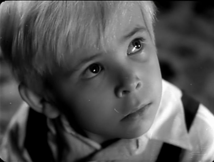 Кадр из фильма «Серёжа»